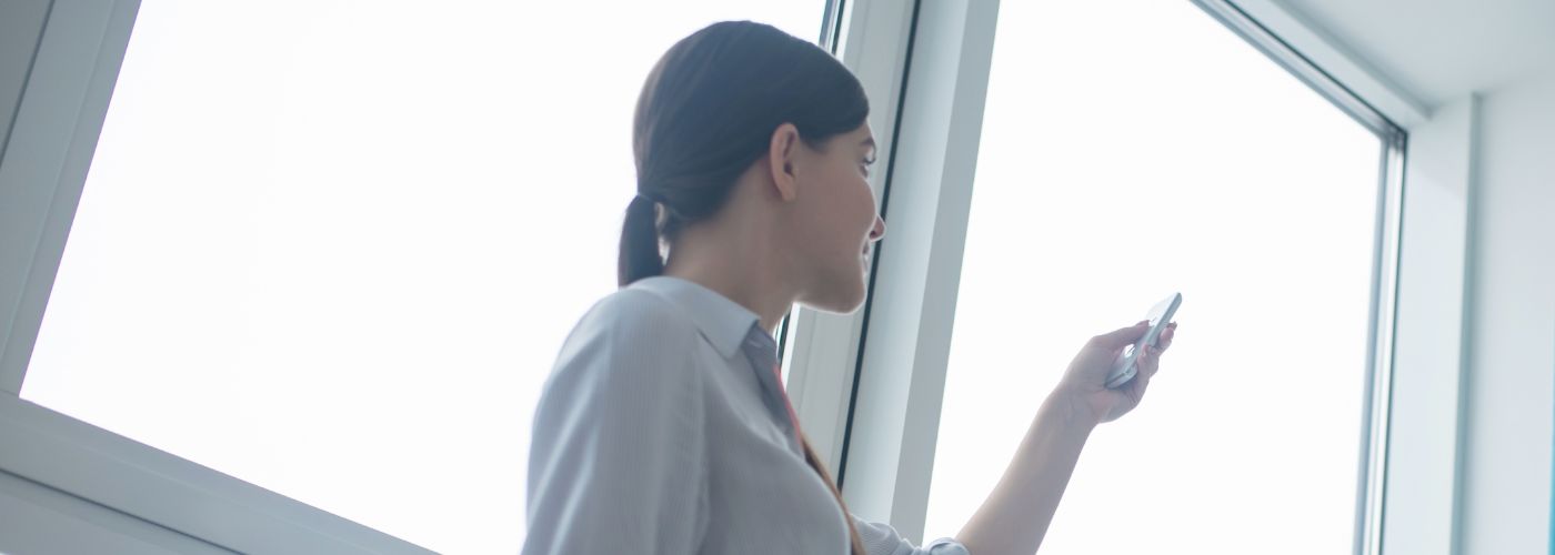 Benefits of Motorized Windows in Smart Home Design 