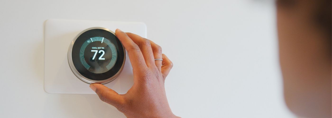 Use Smart Thermostats to Optimize AC Use